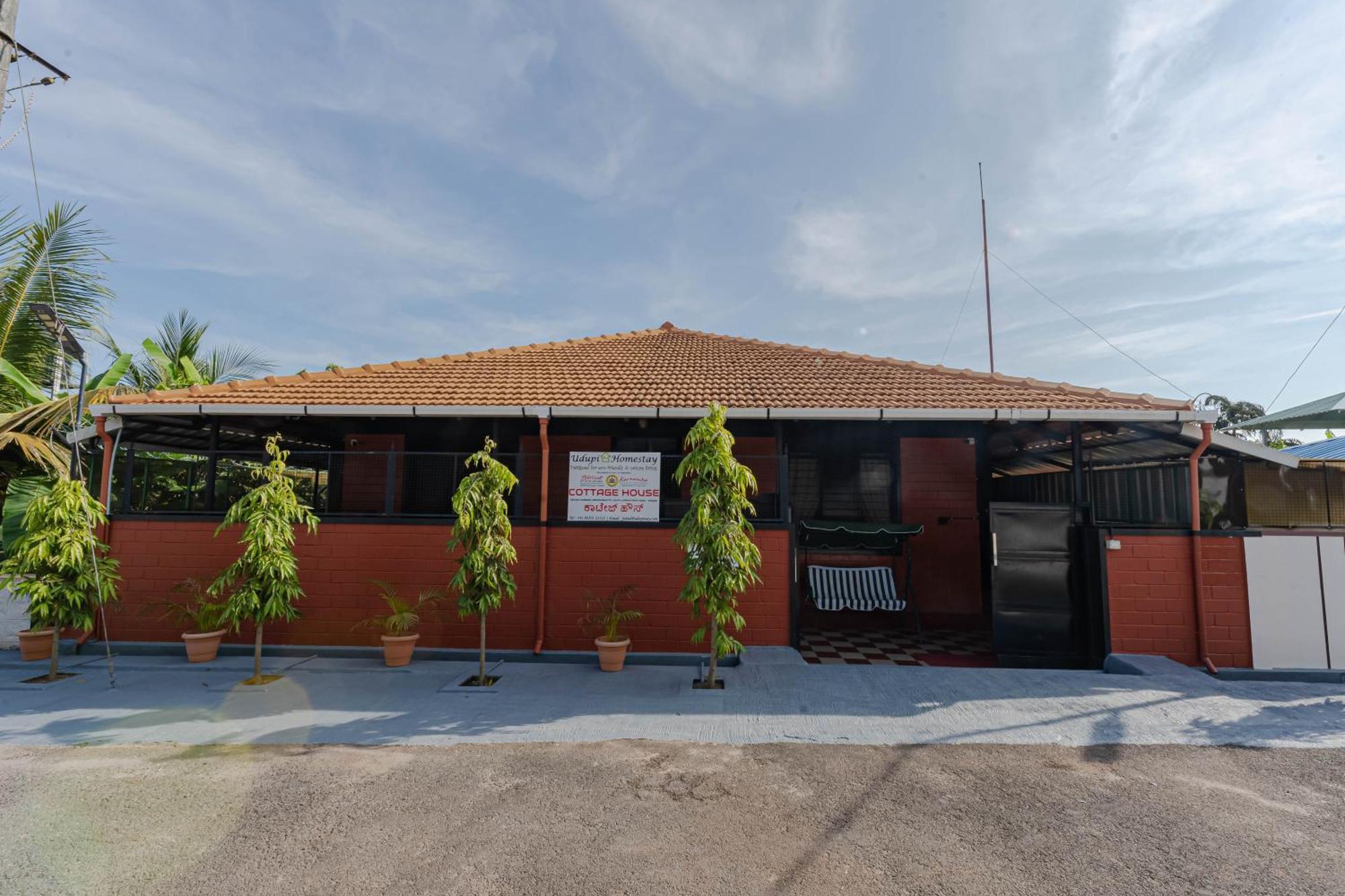 Udupi Homestay - Cottage House - Dendoorkatte Esterno foto